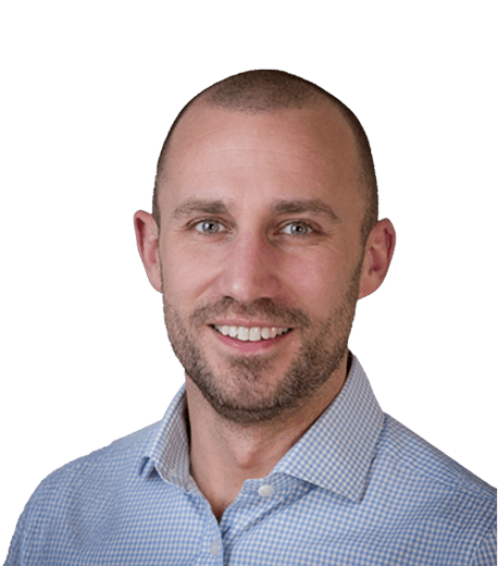 Headshot of Duncan Savage